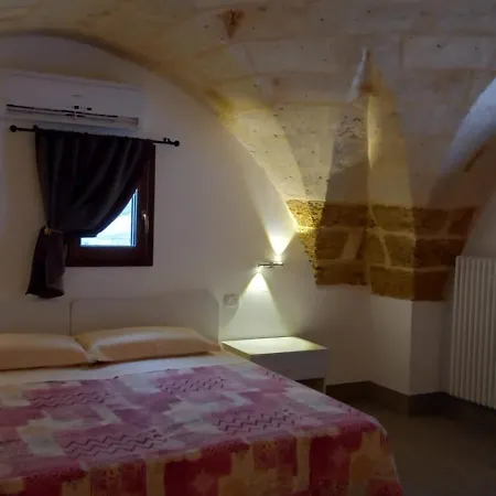 Petra Rossa Affittacamere 3*
